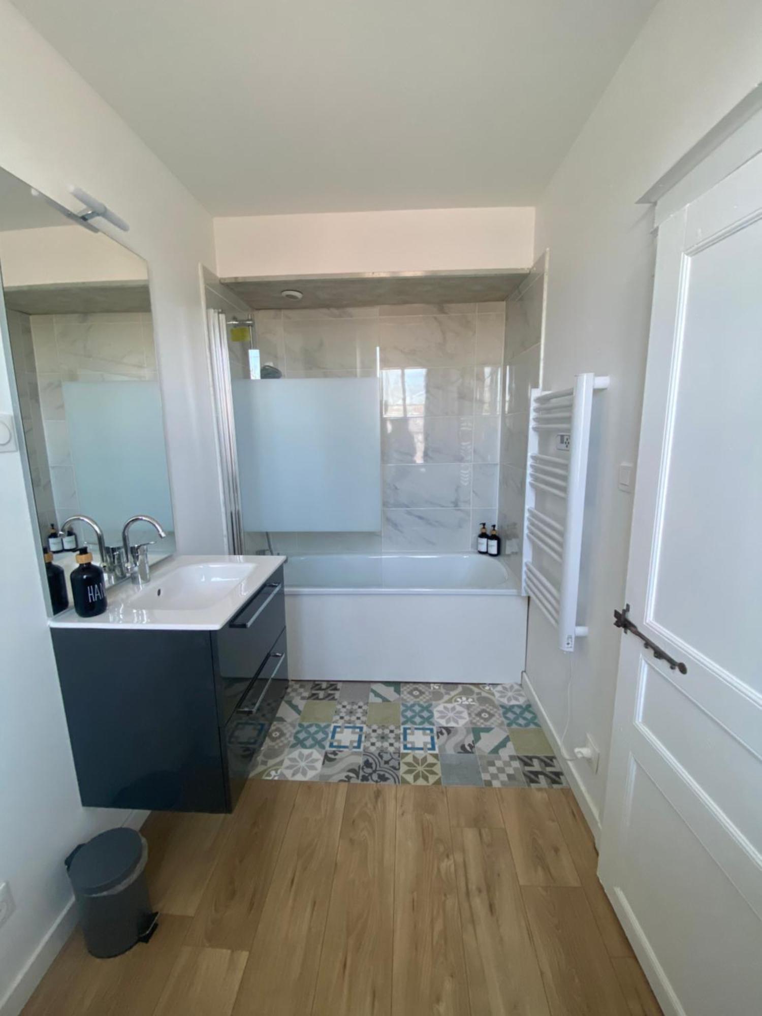 Appartement Chaleureux 6 Pers Beychac-et-Caillau Bagian luar foto